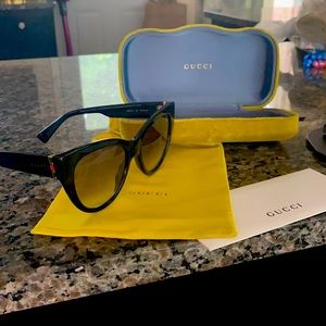 Gucci sunglasses